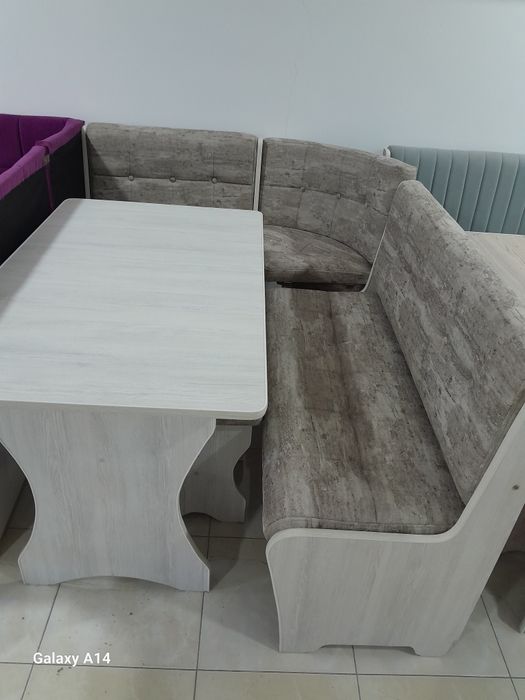 Продаётся кухонные уголки!!!