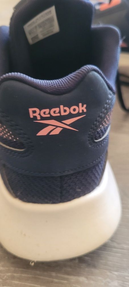 Reebook adidas bleumarin