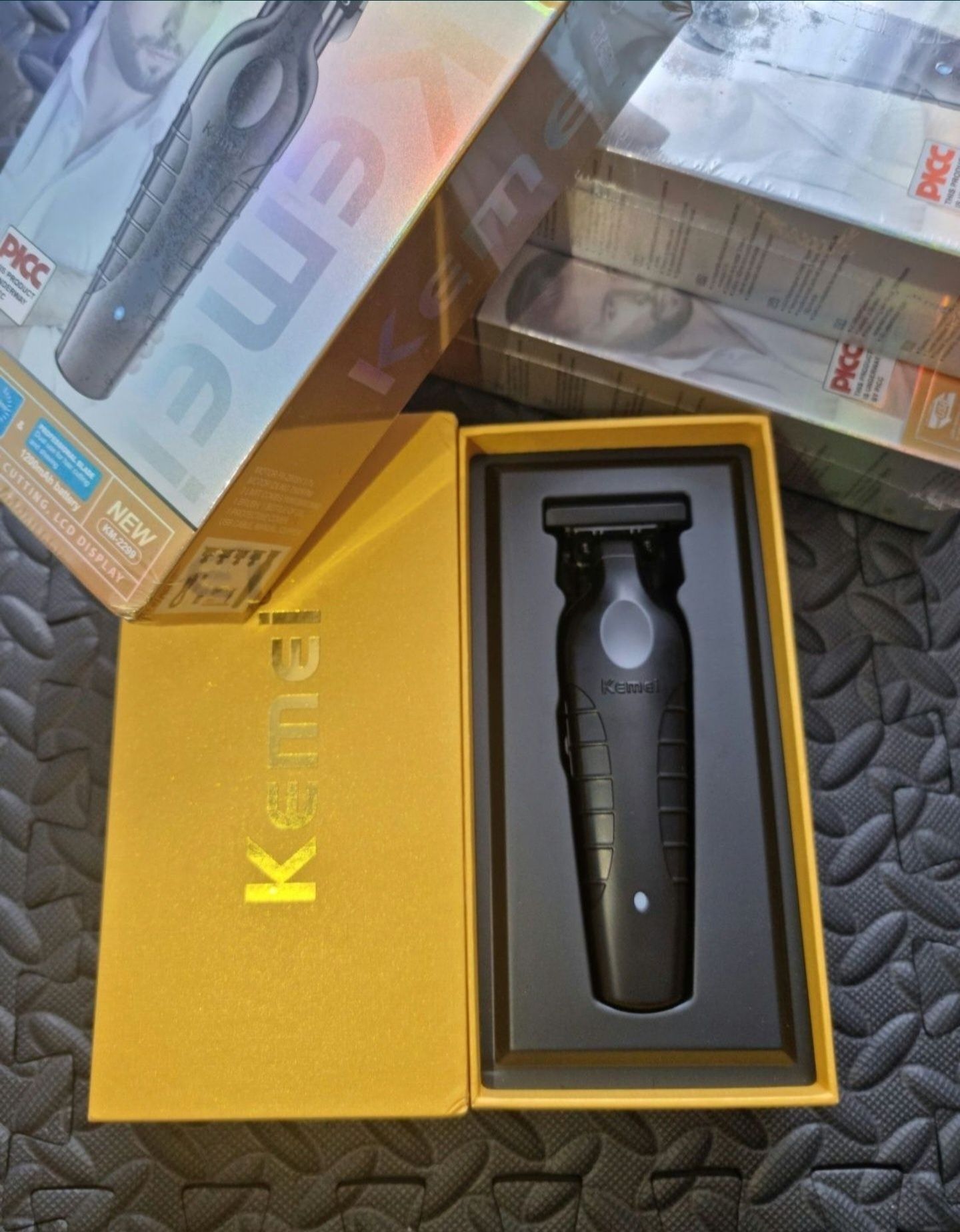 Kemei 2299,0mm,profesionala de contur si barba