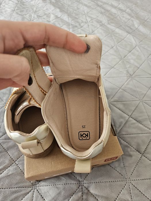 Колев и колев боси обувки от естествена кожа