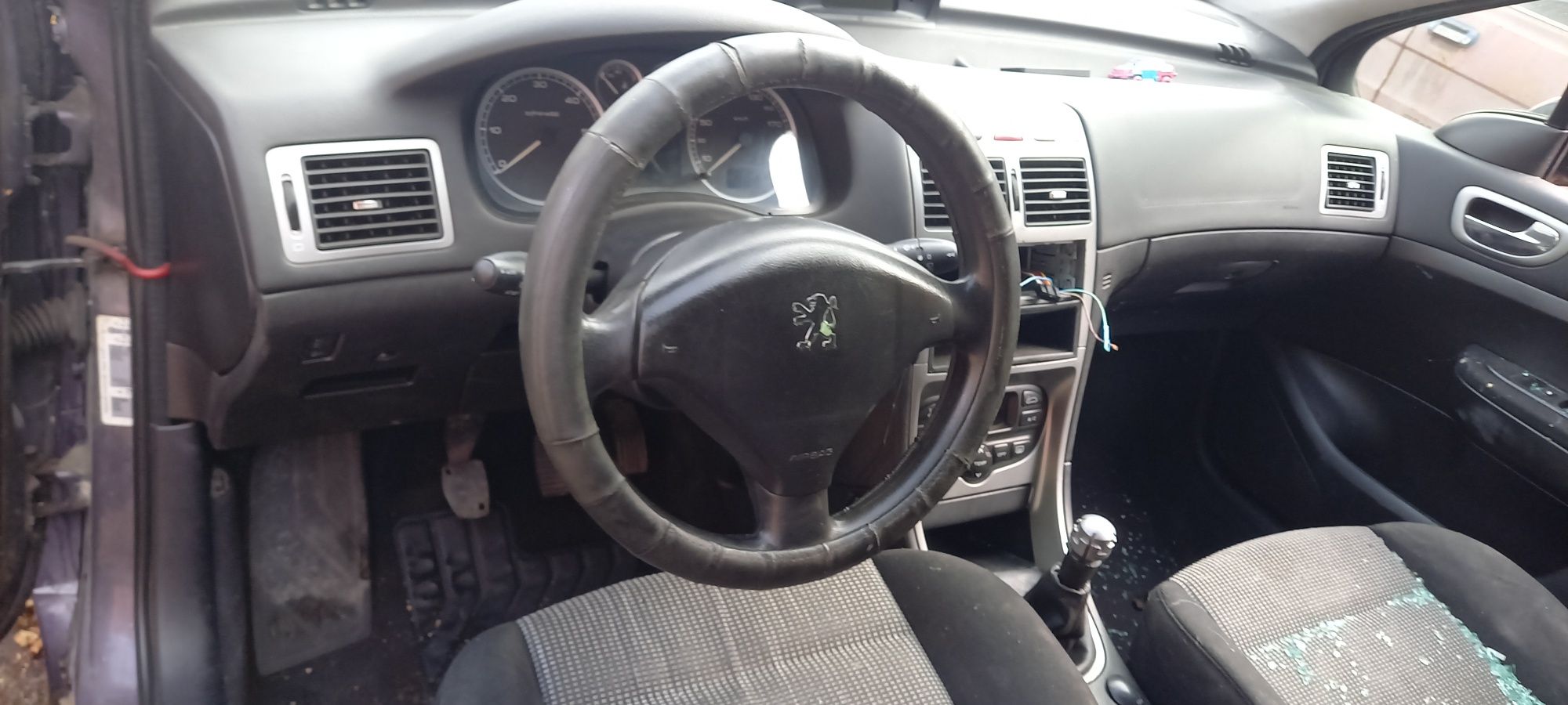 Peugeot 307 2.0 HDI 110 107к.с. на части