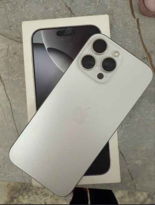 Apple 16 про продам