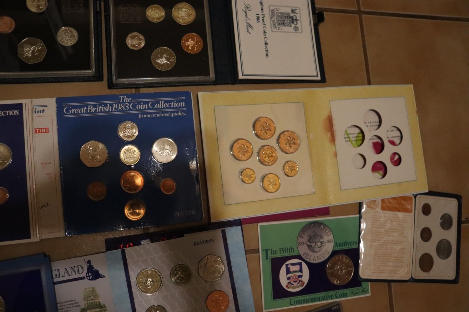 Colectie Monede Proof + Necirculate - 12 Seturi - Uk, Us, Hong Kong