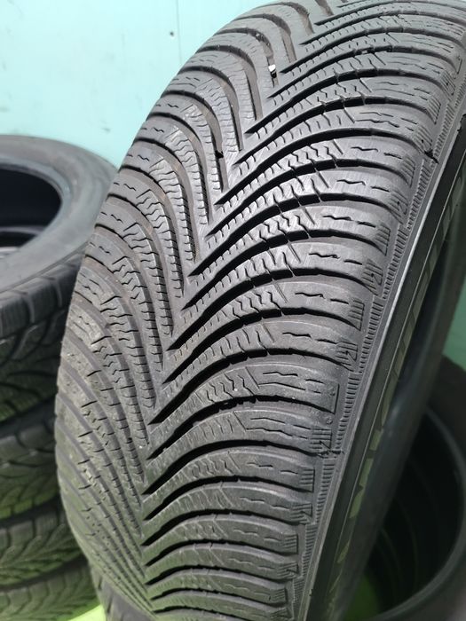 4 бр зимни 205/60/16 Michelin