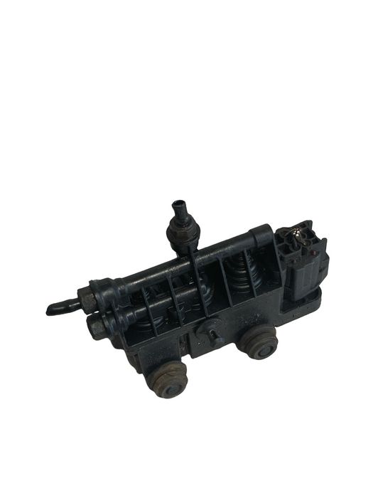 Bloc valve suspensie spate LAND ROVER RANGE ROVER SPORT LS_, L320 2005