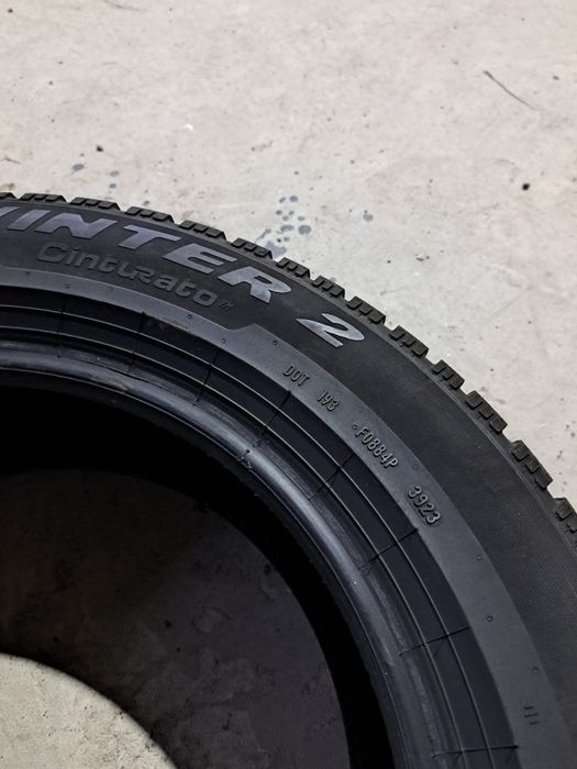 2 anvelope iarnă 205 60 r16 Pirelli