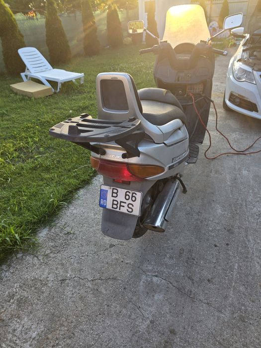 Suzuki burgman 400