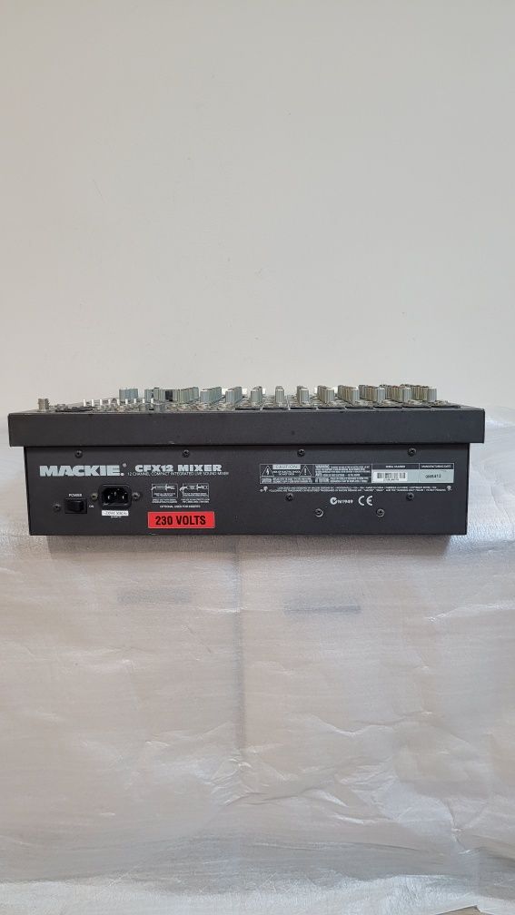 Аудио миксер- пулт Mackie CFX16 MK2