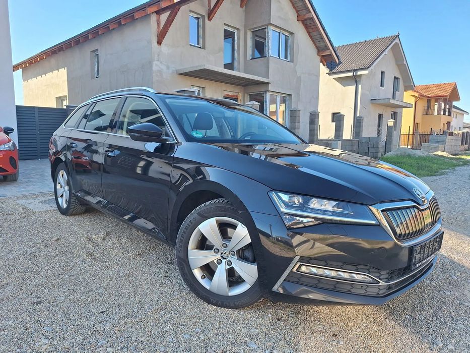 Skoda Superb Superb Plug-in Electric Benzina. Virtual, Matrix