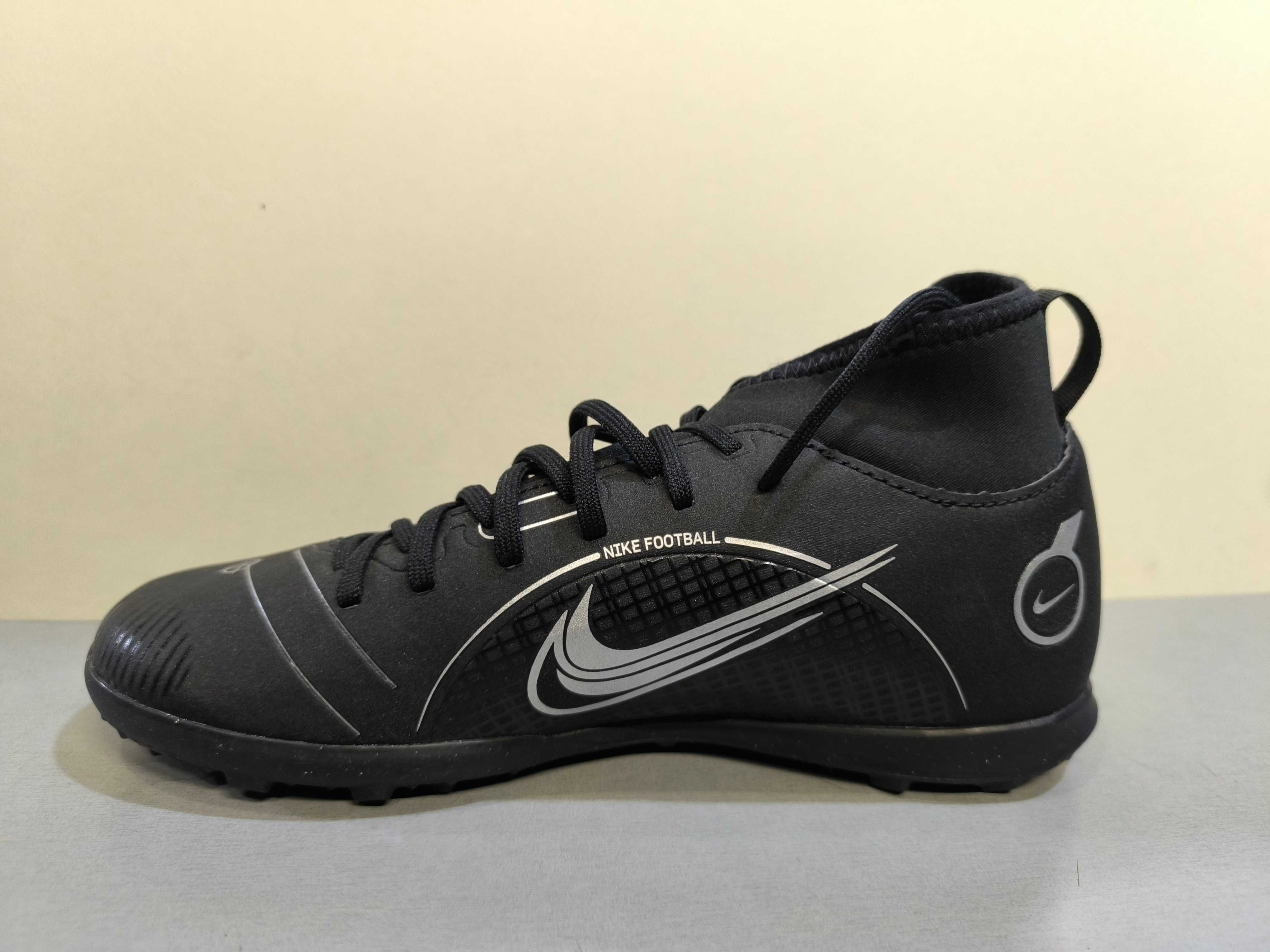 Nike Mercurial N36,37,5,38,5.Детски футболни стоножки.Нови.Оригинал.
