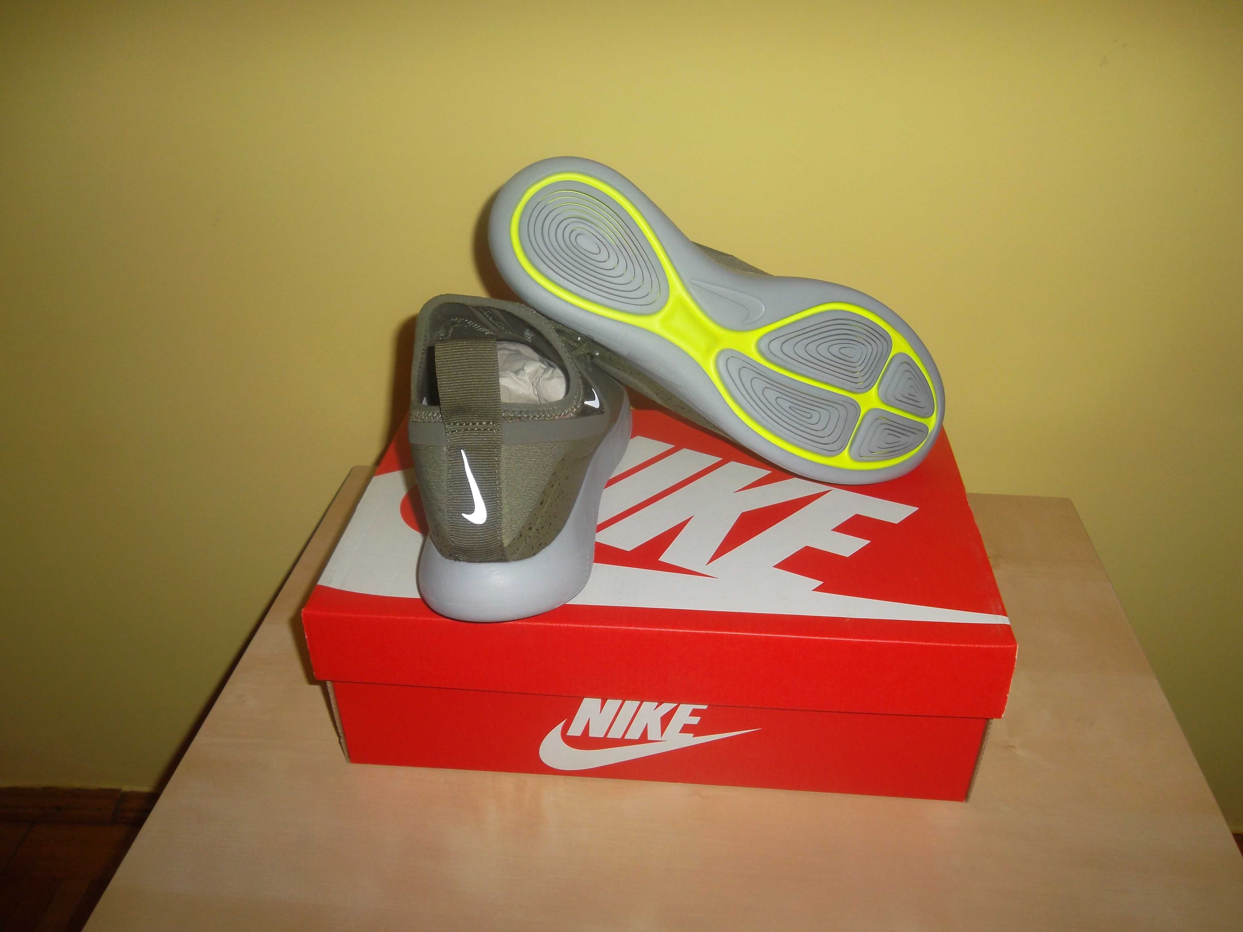 Adidasi Nike Lunarcharge marimea 44.5 -LICHIDARE STOC-