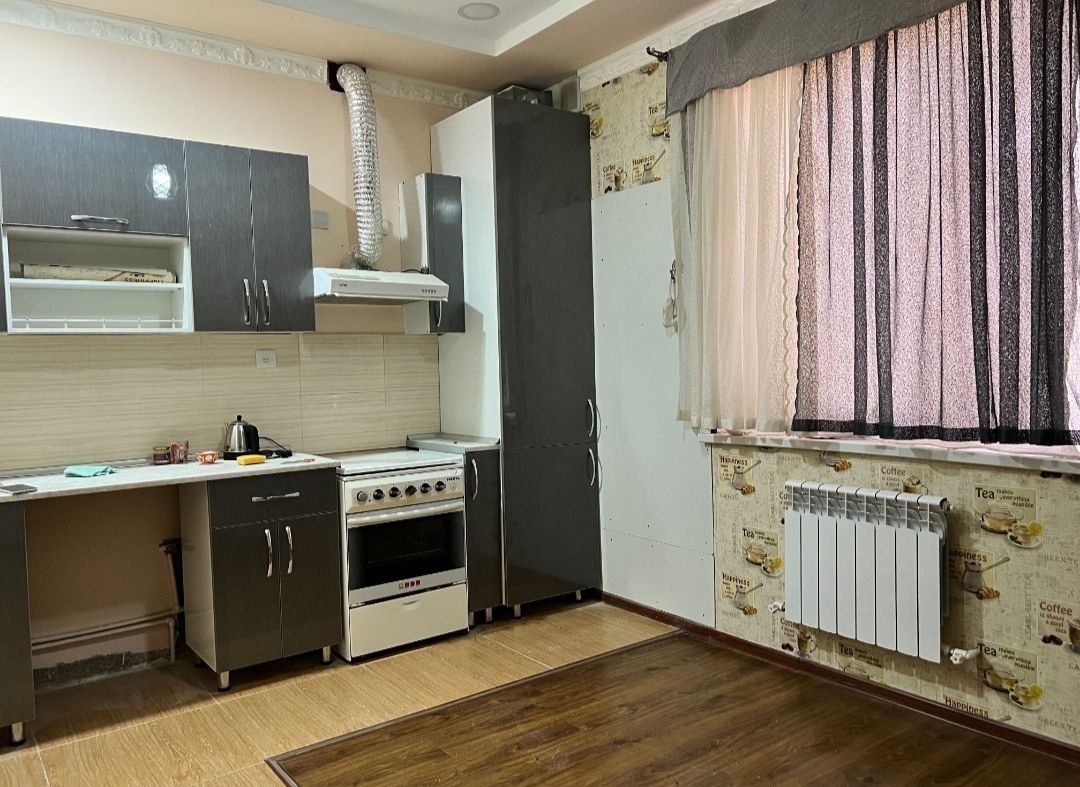 Лисунова 2, 2/1/4, 52 м2, раздельная