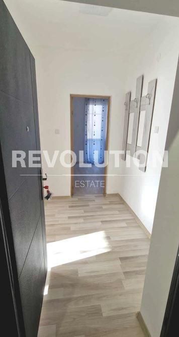 Тристаен апартамент в района на Аспарухово !