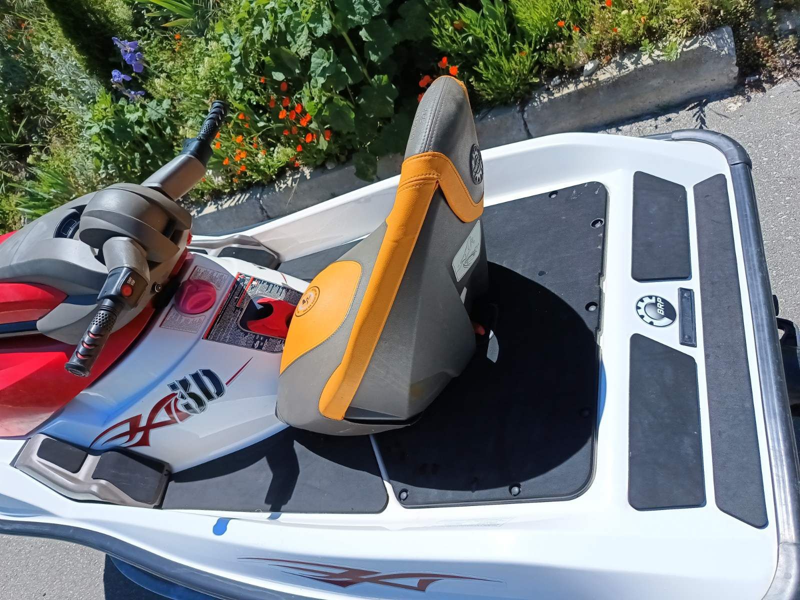 Продавам Джет Bombardier Sea Doo