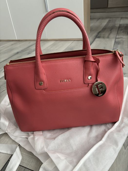 Оригинална чанта Furla