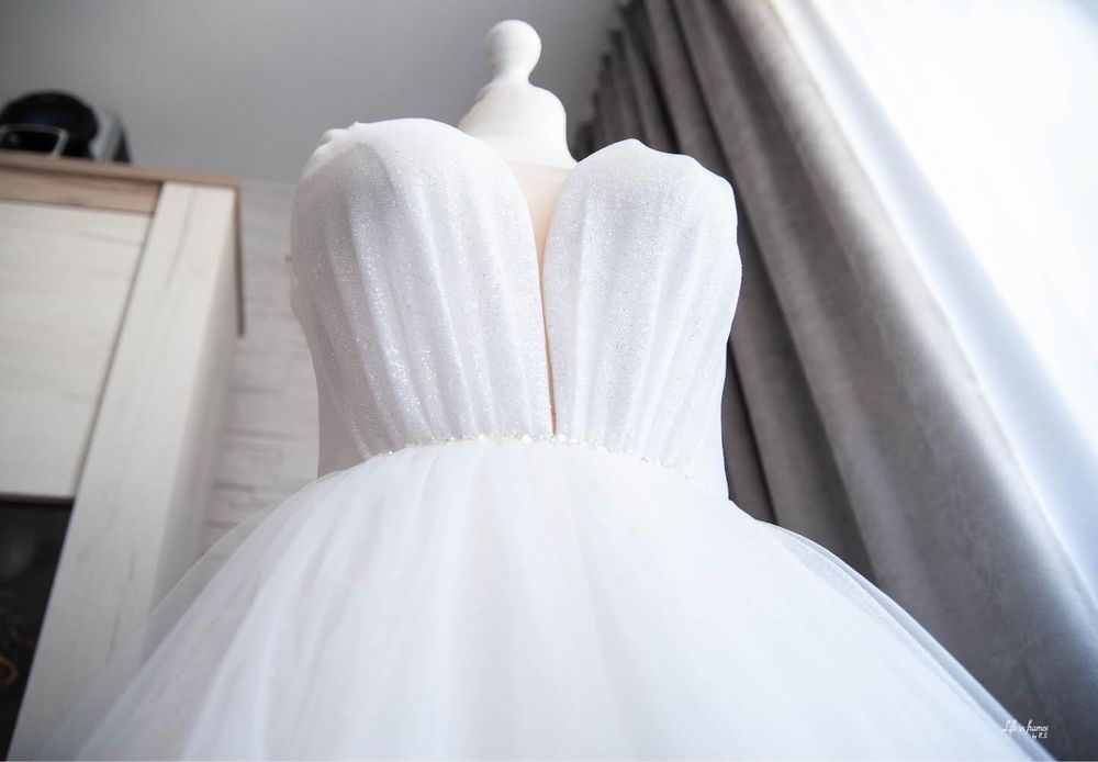 Vand rochie de mireasa (Barbie) marimea 38