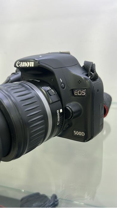 Фотоапарат Canon 5000D