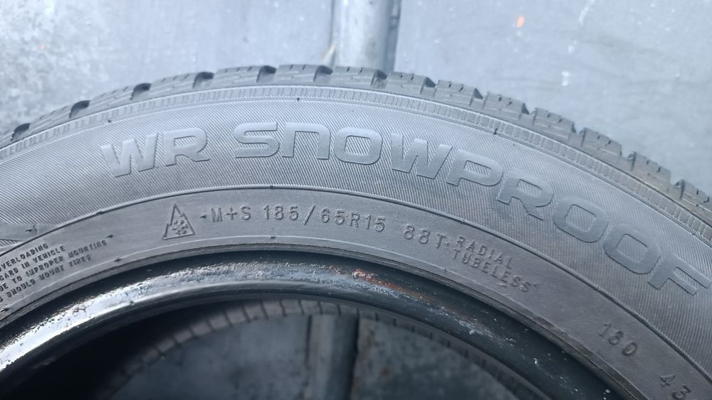 185/65/15 Nokian