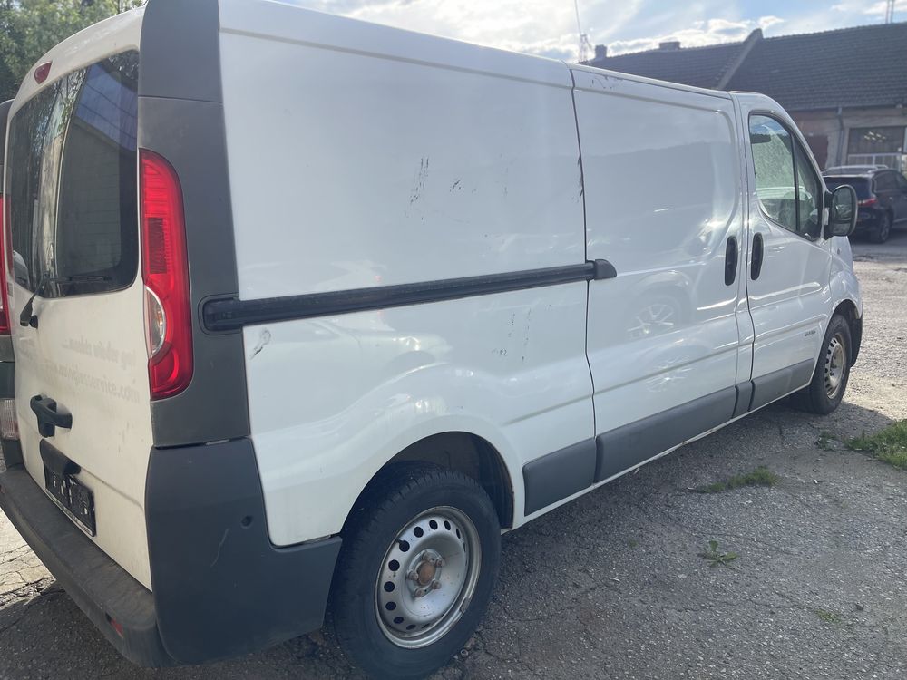Reno Trafic 2.0tdci 115hp НА ЧАСТИ