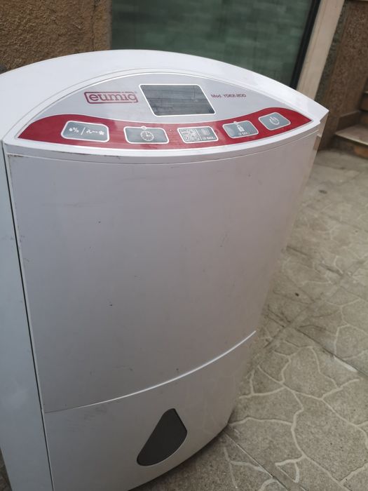 Професионален Влагоуловител REMCO 55L/24h 600m3/час