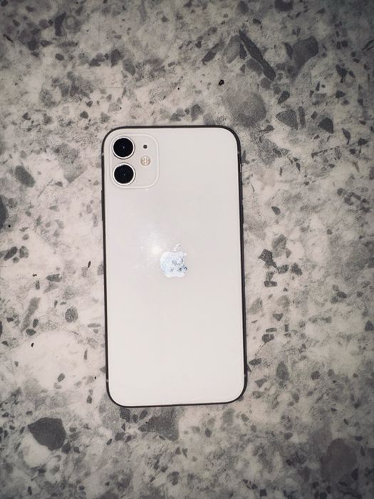 Айфон 11 буу  обмен 12  нормально все работает