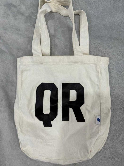 Продам белый компактный шопер Kazakh Republic