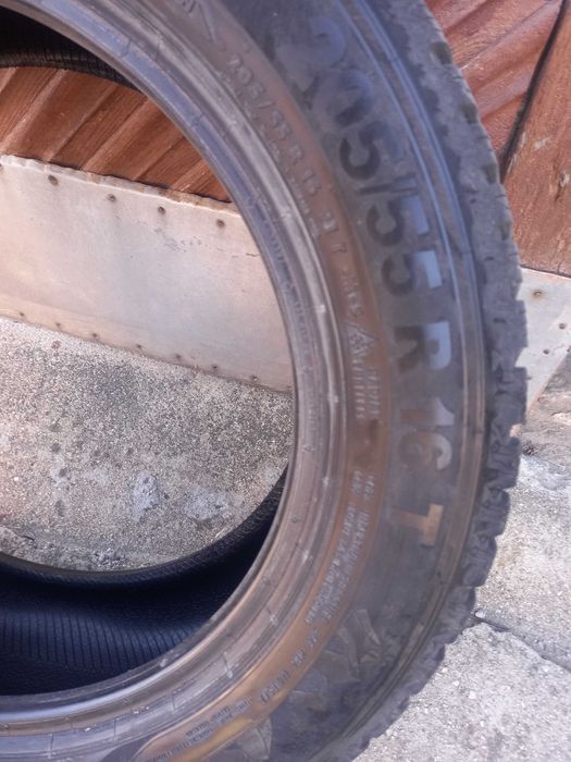 Продавам гуми втора употреба