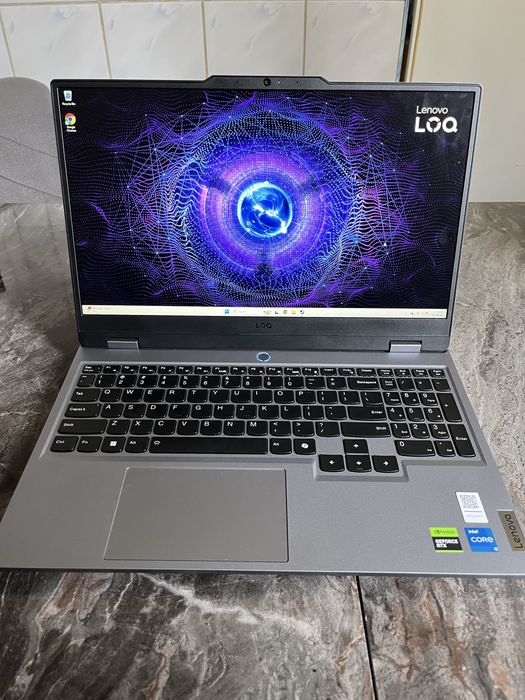 Laptop Gaming Lenovo LOQ 15IAX9 - i5-12600HX, RTX 3050, 24GB RAM