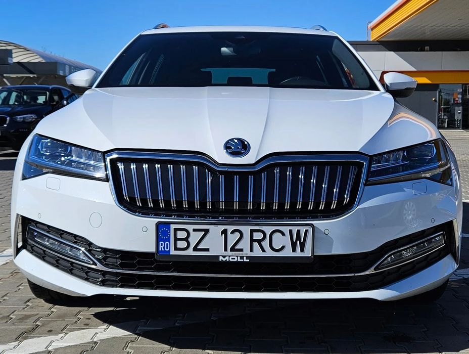 Skoda Superb Skoda Superb 1.4 tsi plug-in hybrid Laurin & Klement (L&K)