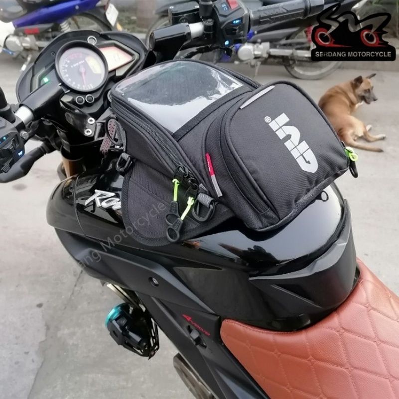 Багажна чанта за мотор Givi