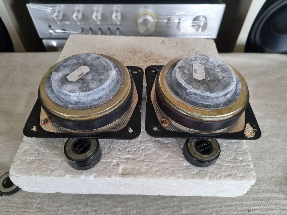 Set Difuzoare Medii Braun. 13 ohms, 40 watts, 11x12 cm. Impecabile.