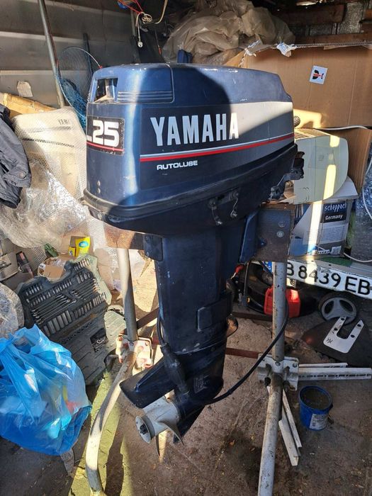 Извънбордов двигател Ямаха 25 коня