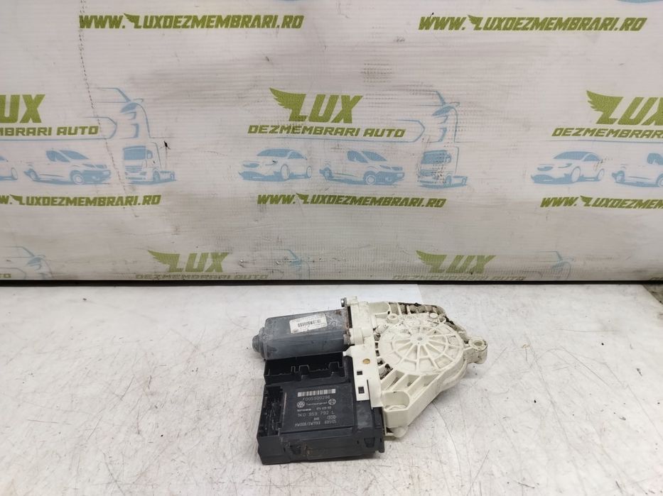 Motoras macara geam dreapta fata 1k0959792l Volkswagen VW Passat B6 [