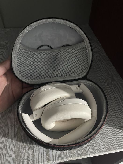 Продам очень хороший наушник