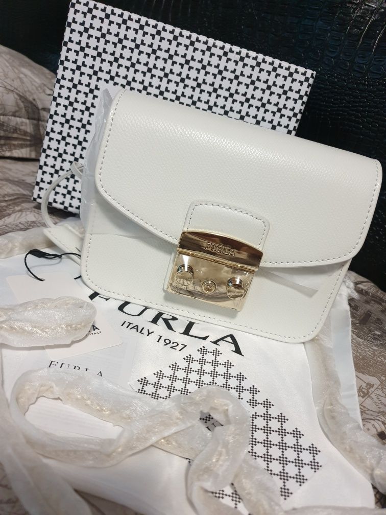 Дамска чанта Furla