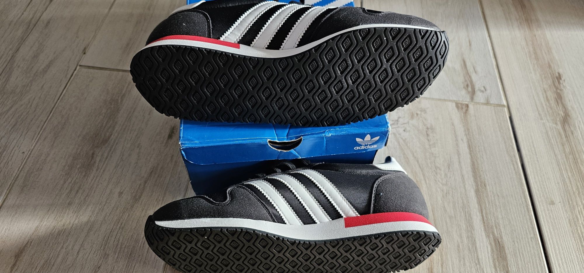 Adidas originali