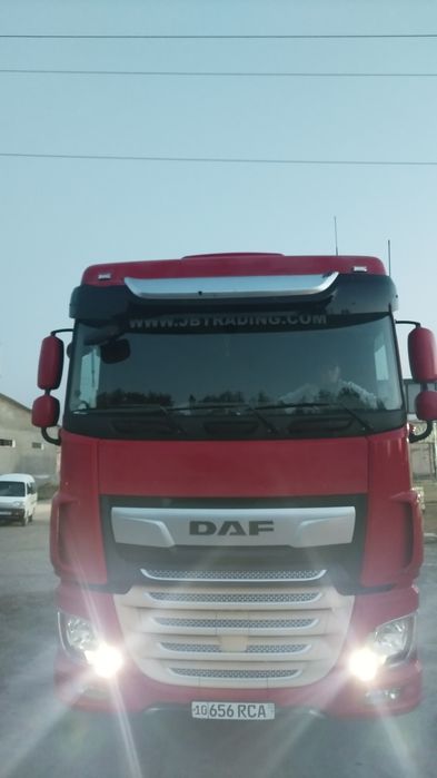 Тягач DAF Фура Шаланда
