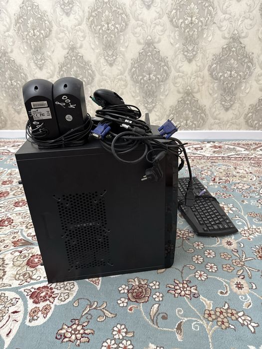 Компютер состоение оте жаксы кобинетте турған комп