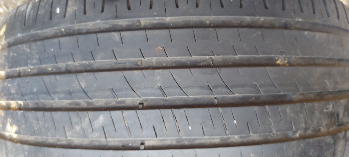 Anvelope vara 215/45 r17