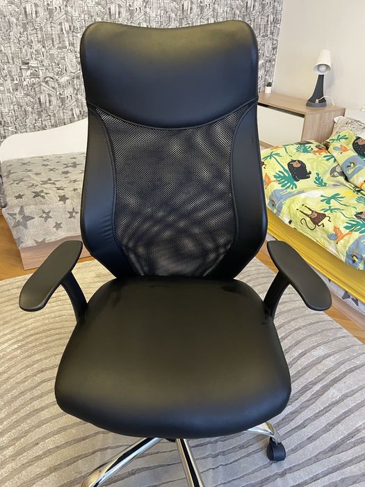 Офис стол без забележки