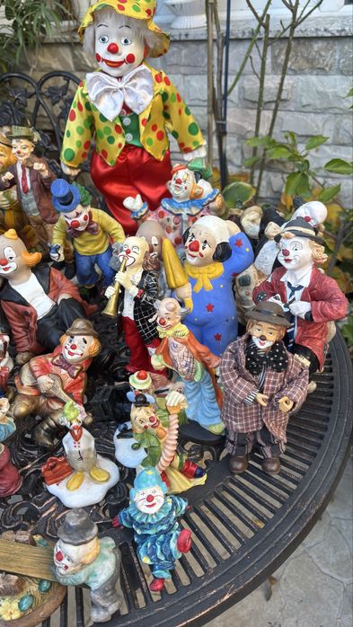 Vând colectie Clovni