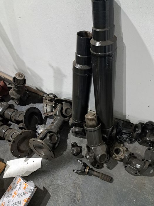 REPARATII CARDANE CAMIOANE noi interaxiale Lungimea 58, 68 72 .82 cm