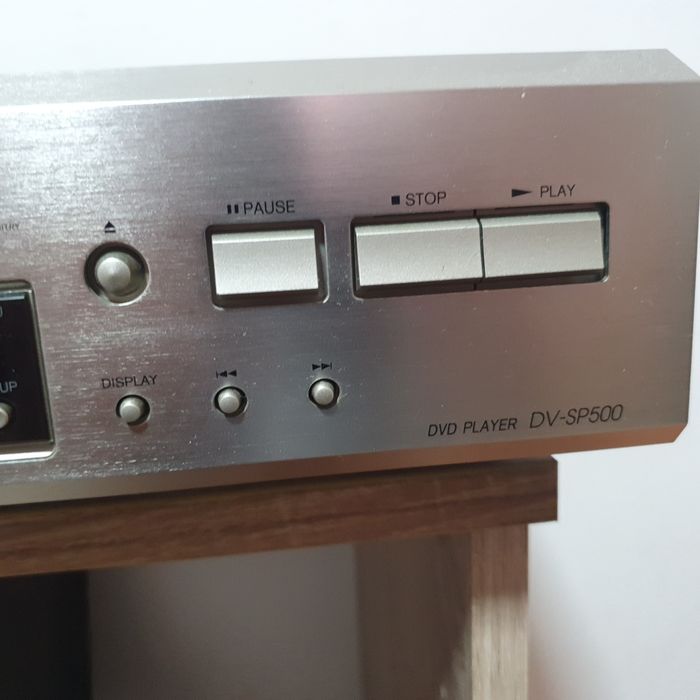 Vând tuner fm Akai și CD player onkio