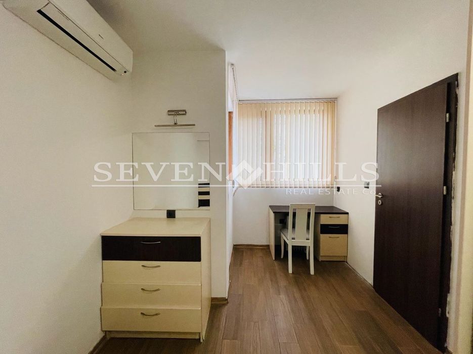 Продава се Тристаен апартамент в Пловдив, Младежки Хълм - 91 кв.м за 2022 €/кв.м - Снимка #9