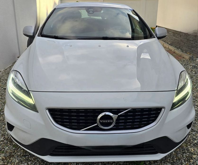 Volvo V40 VOLVO V40, Model An 2018, Stare Impecabila
