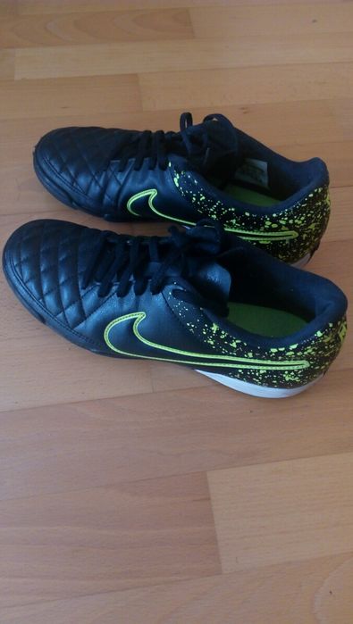 Футболни обувки Nike tiempo