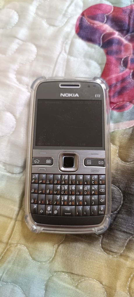 Nokia E 72 кнопочный