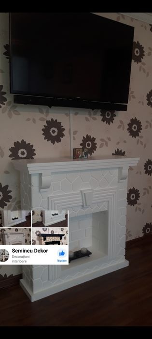 Semineu decorativ