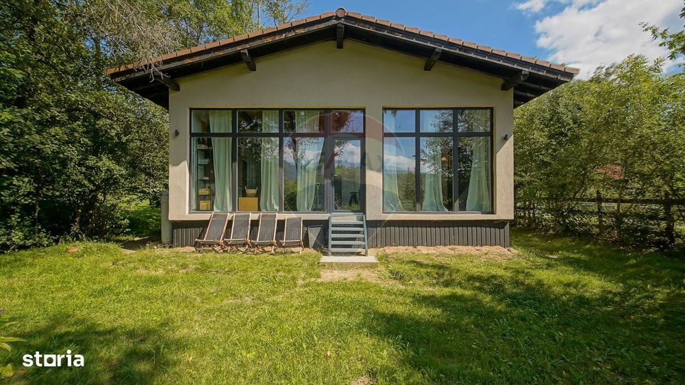 Casă de vacanță superbă -Cheile Râșnoavei- liniște, natură și confort!