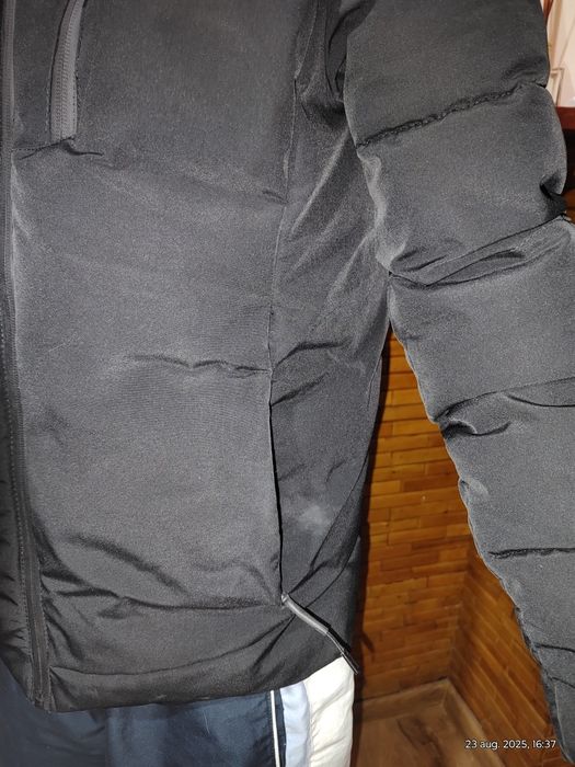 Geaca neagra toamna iarna